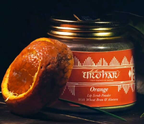 DHAROHAR ORANGE LIP SCRUB POWDER -15Gms (With Wheat Bran & Aloevera)